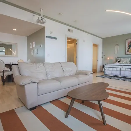 Designer Downtown Condo Suite - Splendid View Des Moines Exterior photo