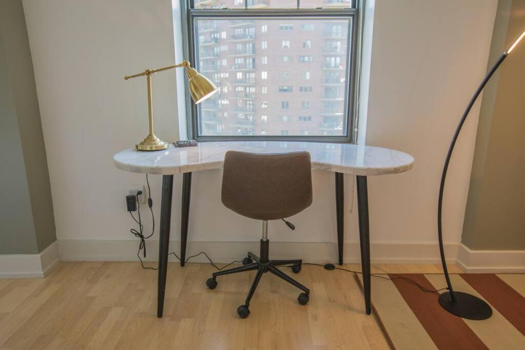 Designer Downtown - Splendid View